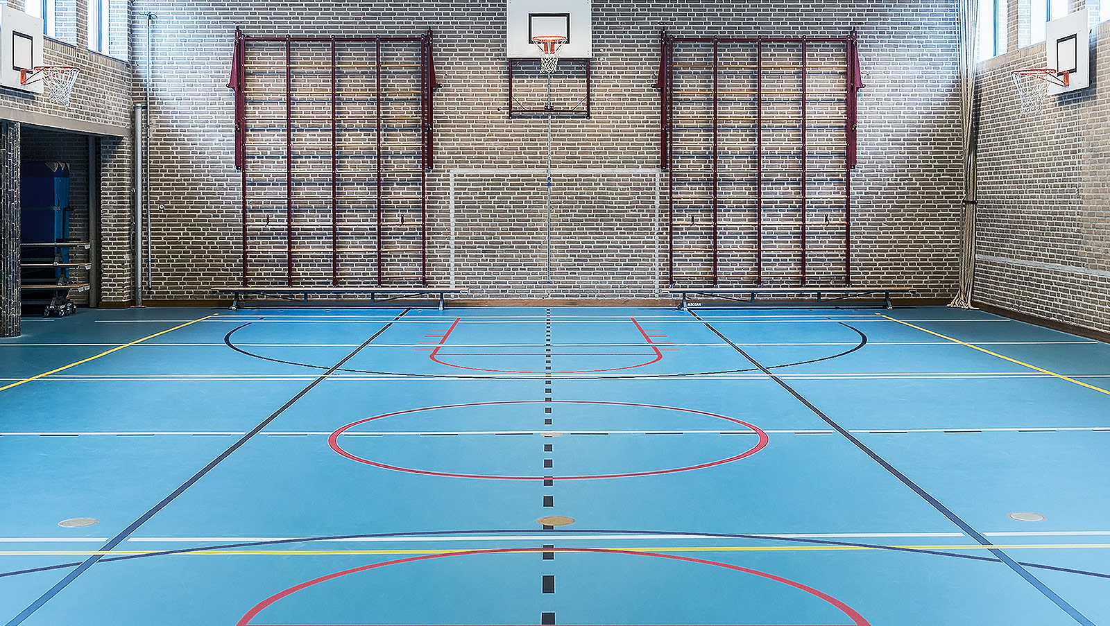 06 sols-sportifs-background-securite