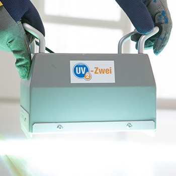 La machine à UV pour fermer les vernis PU-UV