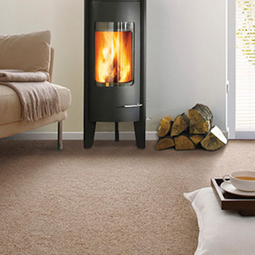 Une moquette en fibres naturelles marron clair