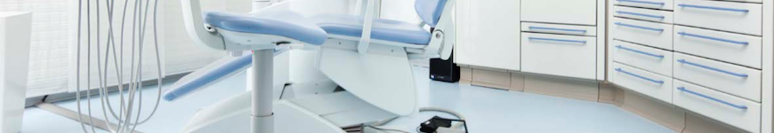 Un cabinet dentaire dans les tons bleus rénové avec les produits Dr. Schutz
